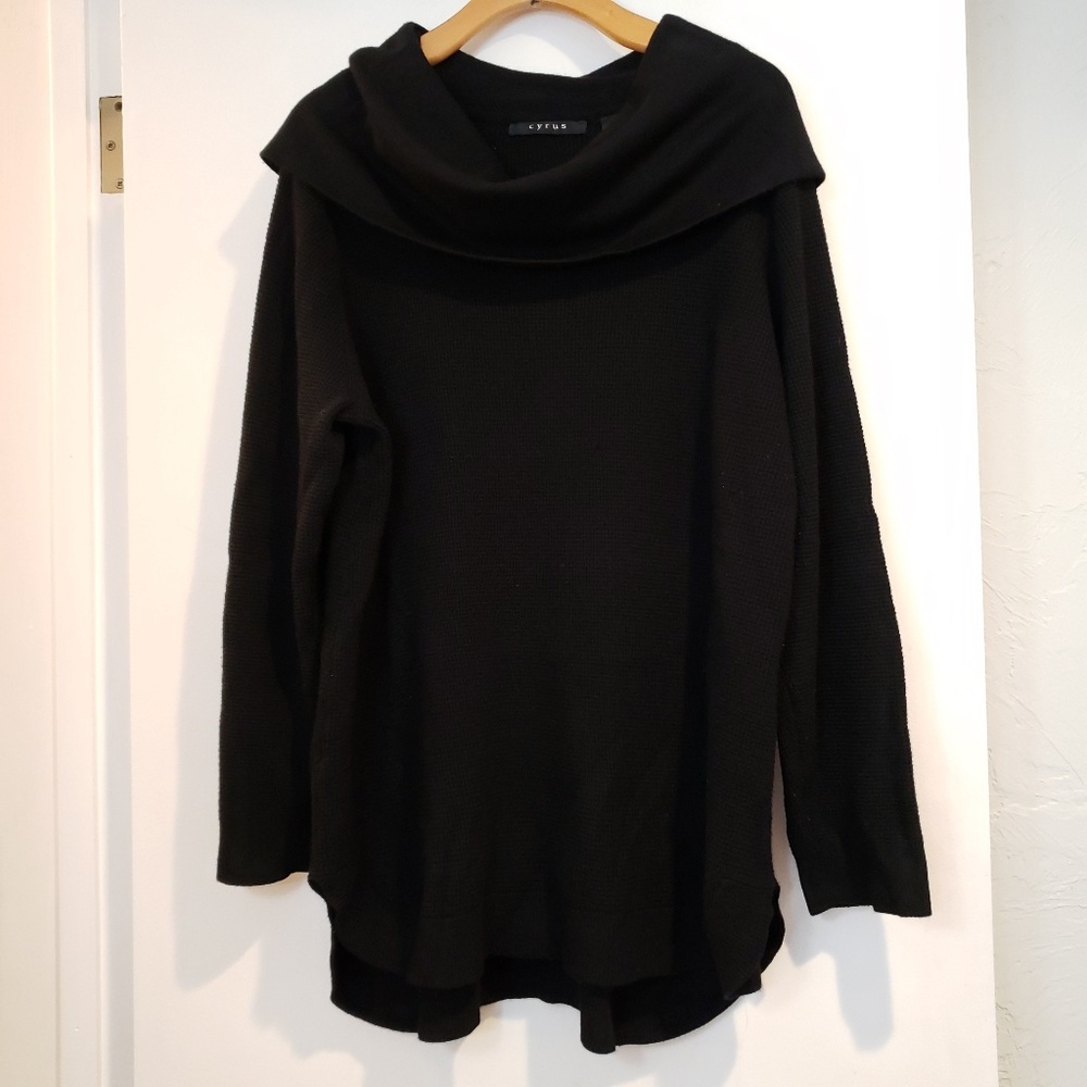 Cyrus Black Scoop Neck Sweater 2X